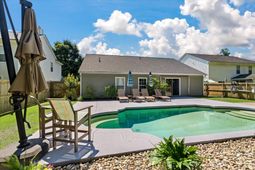 5142 Torrey Lane photo 4