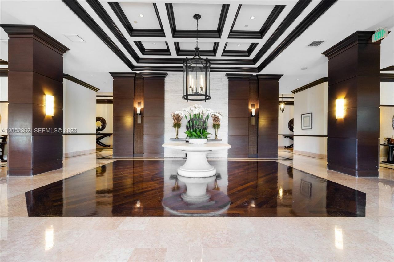 3598 Yacht Club Dr , Unit 601+DEN, Aventura, FL 33180 Photo