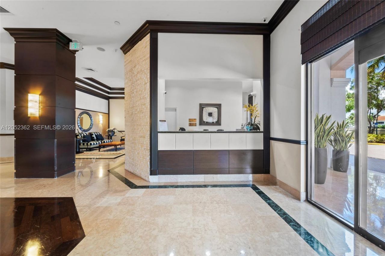 3598 Yacht Club Dr , Unit 601+DEN, Aventura, FL 33180 Photo