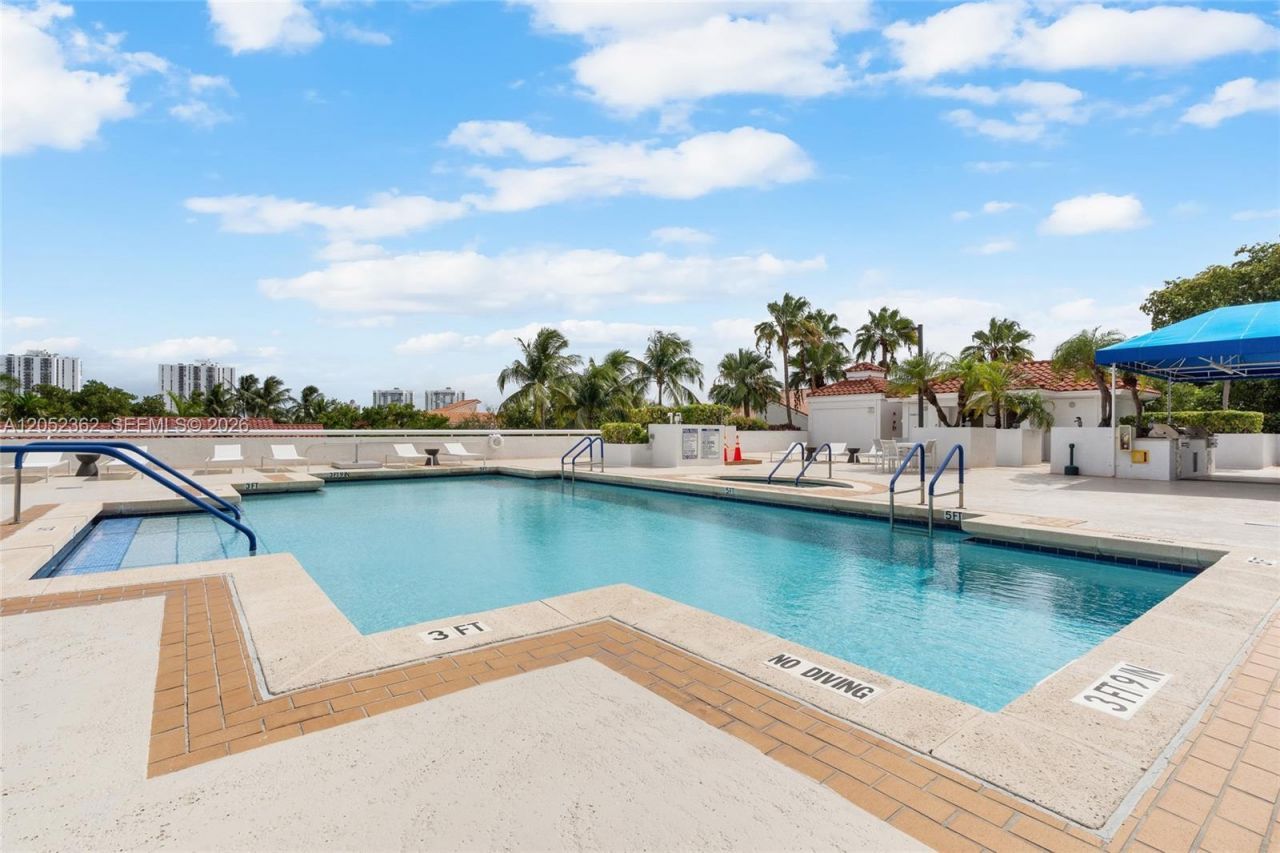 3598 Yacht Club Dr , Unit 601+DEN, Aventura, FL 33180 Photo