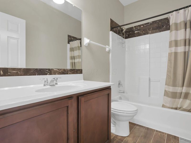 7863 Ashenden Drive, Blacklick, OH 43004 Photo 40