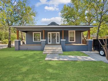 3001 Louise Street, Fort Worth, TX 76112