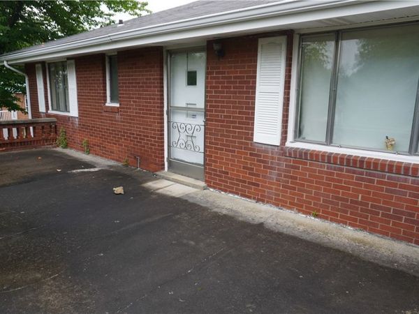 2012 Brodhead Road, Aliquippa, PA 15001