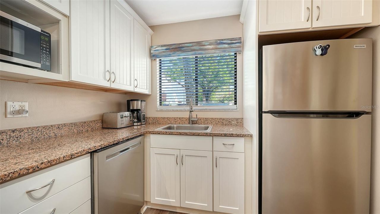 1646 Stickney Point Road, Unit 101, Sarasota, FL 34231 Photo