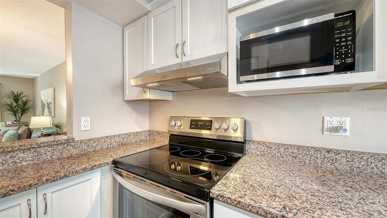 1646 Stickney Point Road, Unit 101, Sarasota, FL 34231 Photo