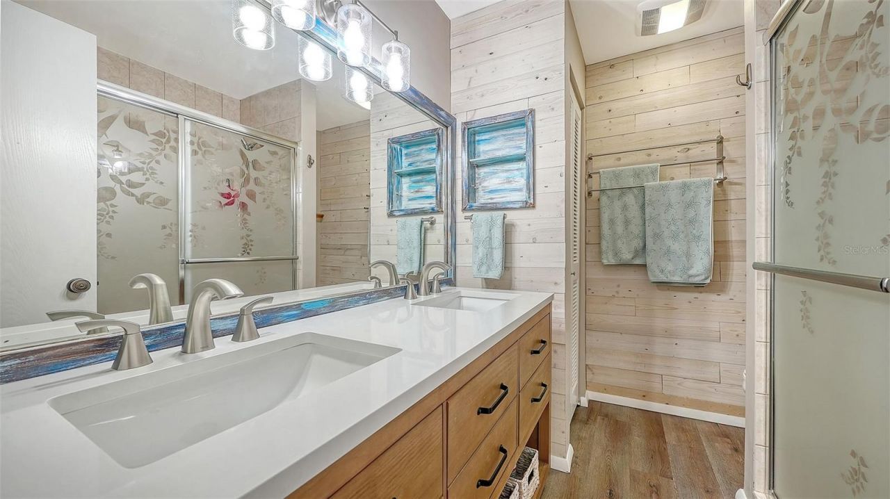 1646 Stickney Point Road, Unit 101, Sarasota, FL 34231 Photo