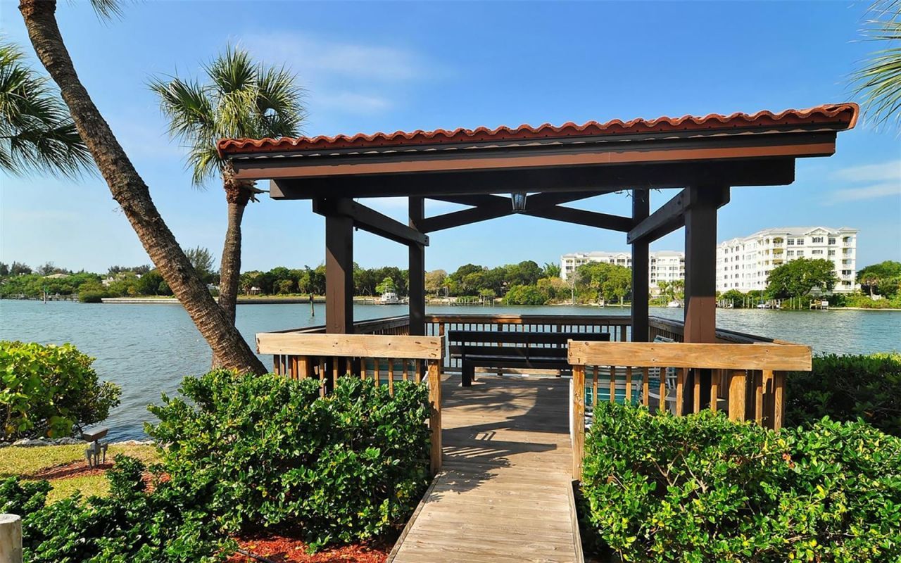 1646 Stickney Point Road, Unit 101, Sarasota, FL 34231 Photo