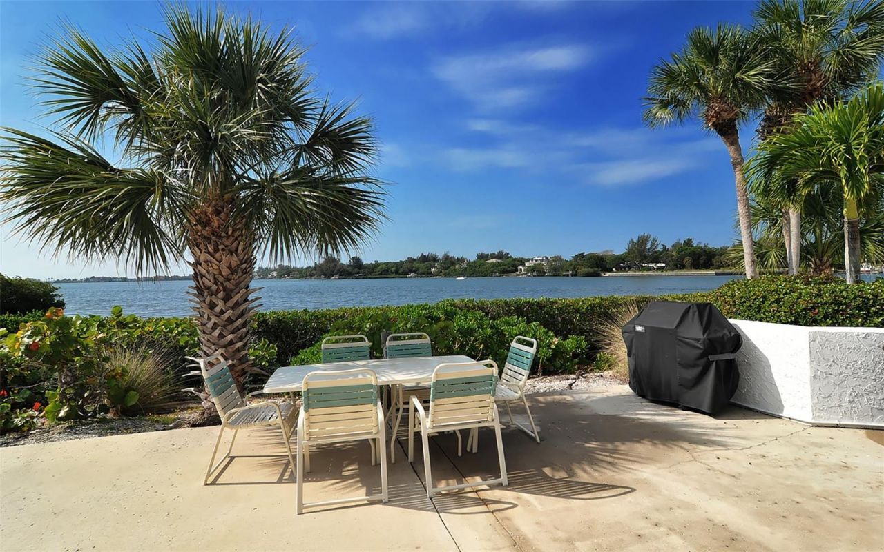 1646 Stickney Point Road, Unit 101, Sarasota, FL 34231 Photo