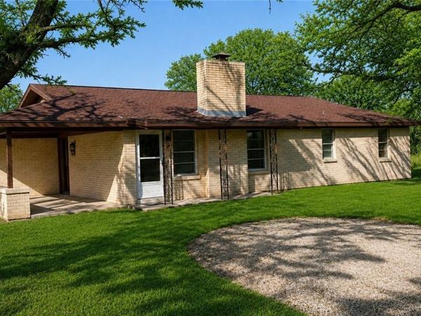 3151 Fm 1386 , Luling, TX 78648