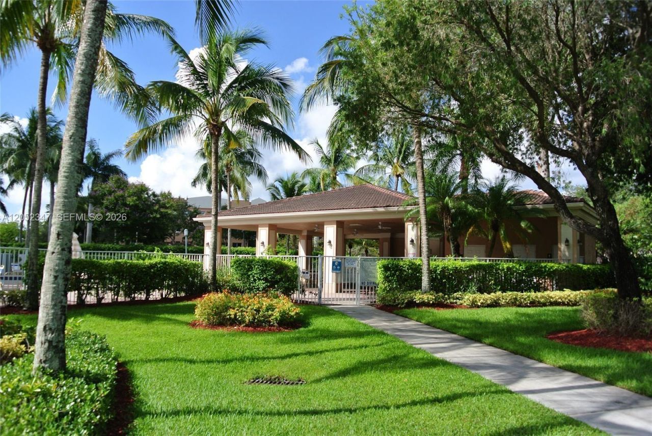 7735 Yardley Dr , Unit 101, Tamarac, FL 33321 Photo