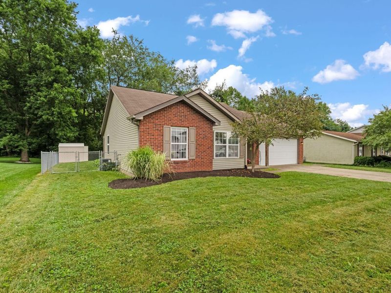 204 Alcon Drive, Newark, OH 43055 Photo 3