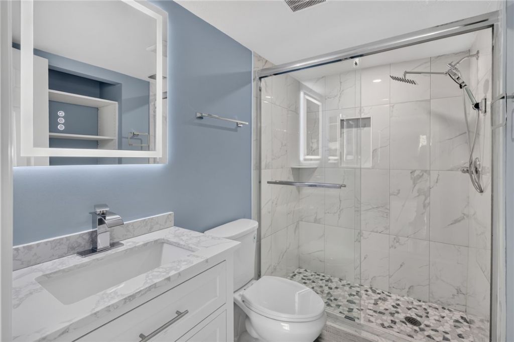 203 Grove Isle Circle, Unit 203, Vero Beach, FL 32962 Photo