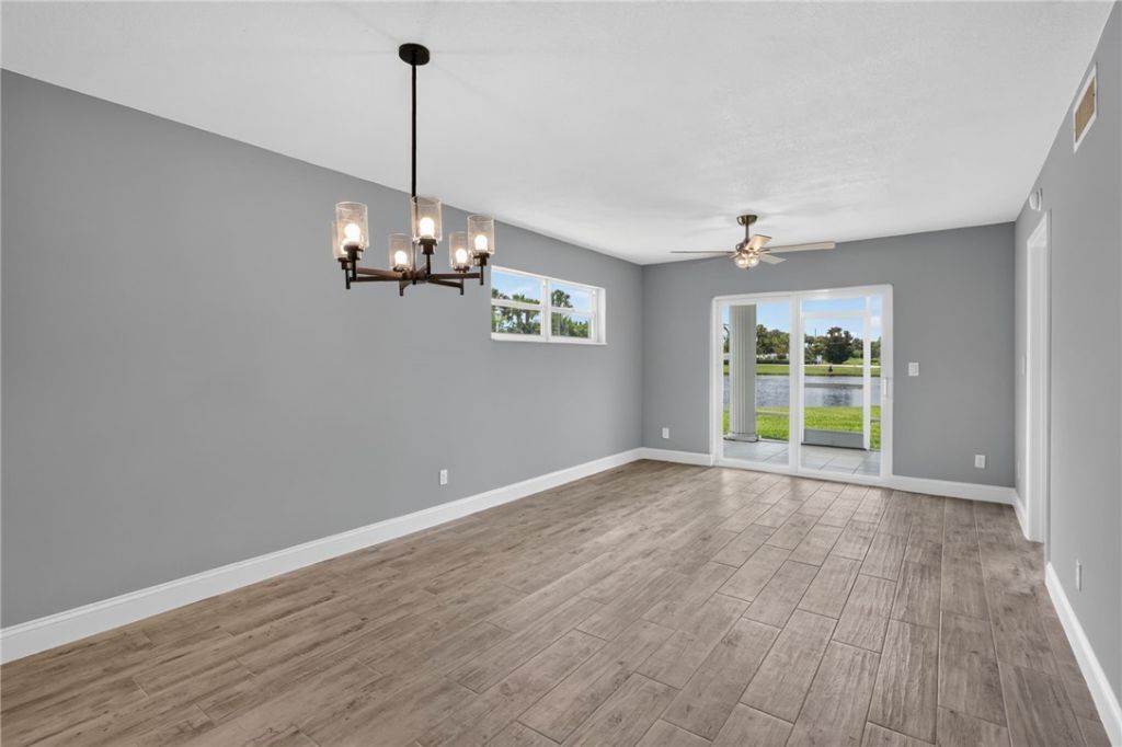 203 Grove Isle Circle, Unit 203, Vero Beach, FL 32962 Photo