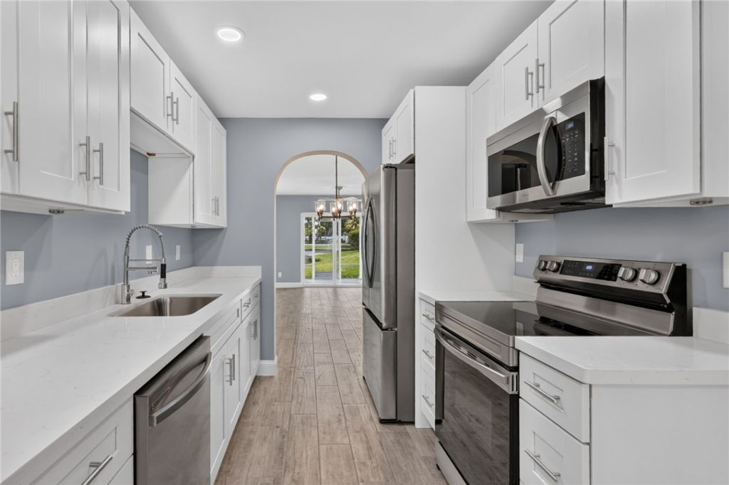203 Grove Isle Circle, Unit 203, Vero Beach, FL 32962 Photo