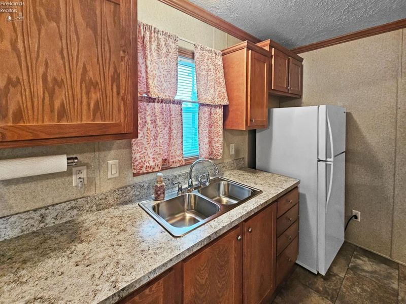 1250 Burkholder Road, Unit 11, Clyde, OH 43410 Photo 14