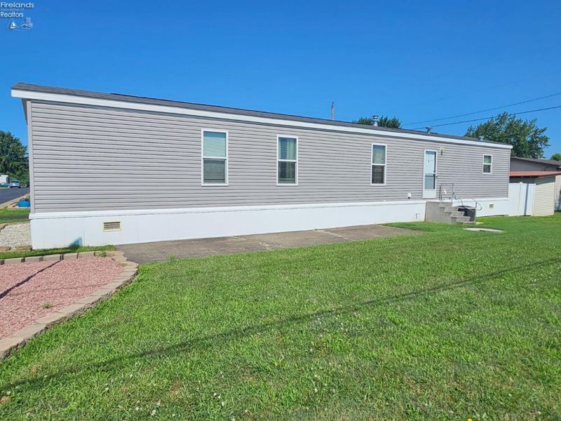 1250 Burkholder Road, Unit 11, Clyde, OH 43410 Photo 3
