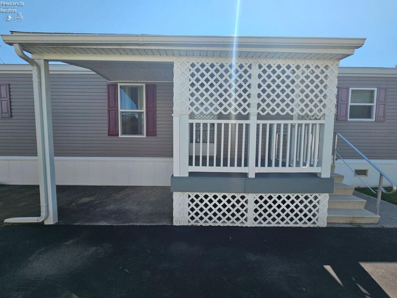 1250 Burkholder Road, Unit 11, Clyde, OH 43410 Photo 4