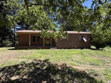 1742 Ed Mitchell Road, Princeton, KY 42445
