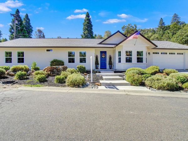 933 Monica Way, Placerville, CA 95667
