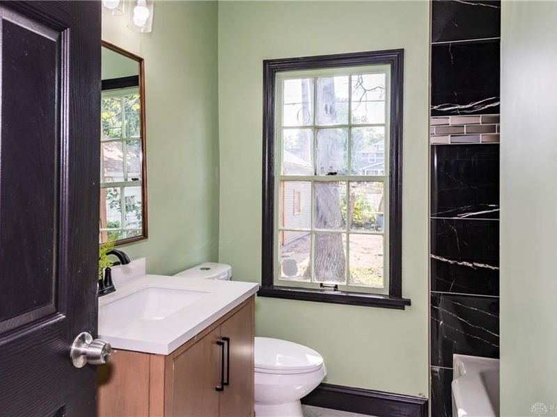 2421 Rugby Road, Dayton, OH 45406 Photo 16