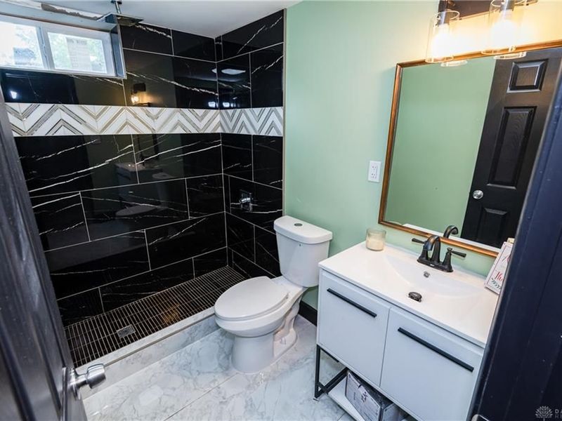 2421 Rugby Road, Dayton, OH 45406 Photo 33