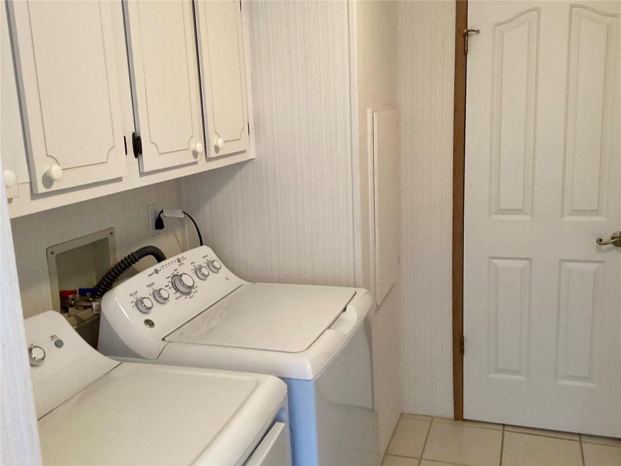 8451 Imperial Circle, Palmetto, FL 34221 Photo