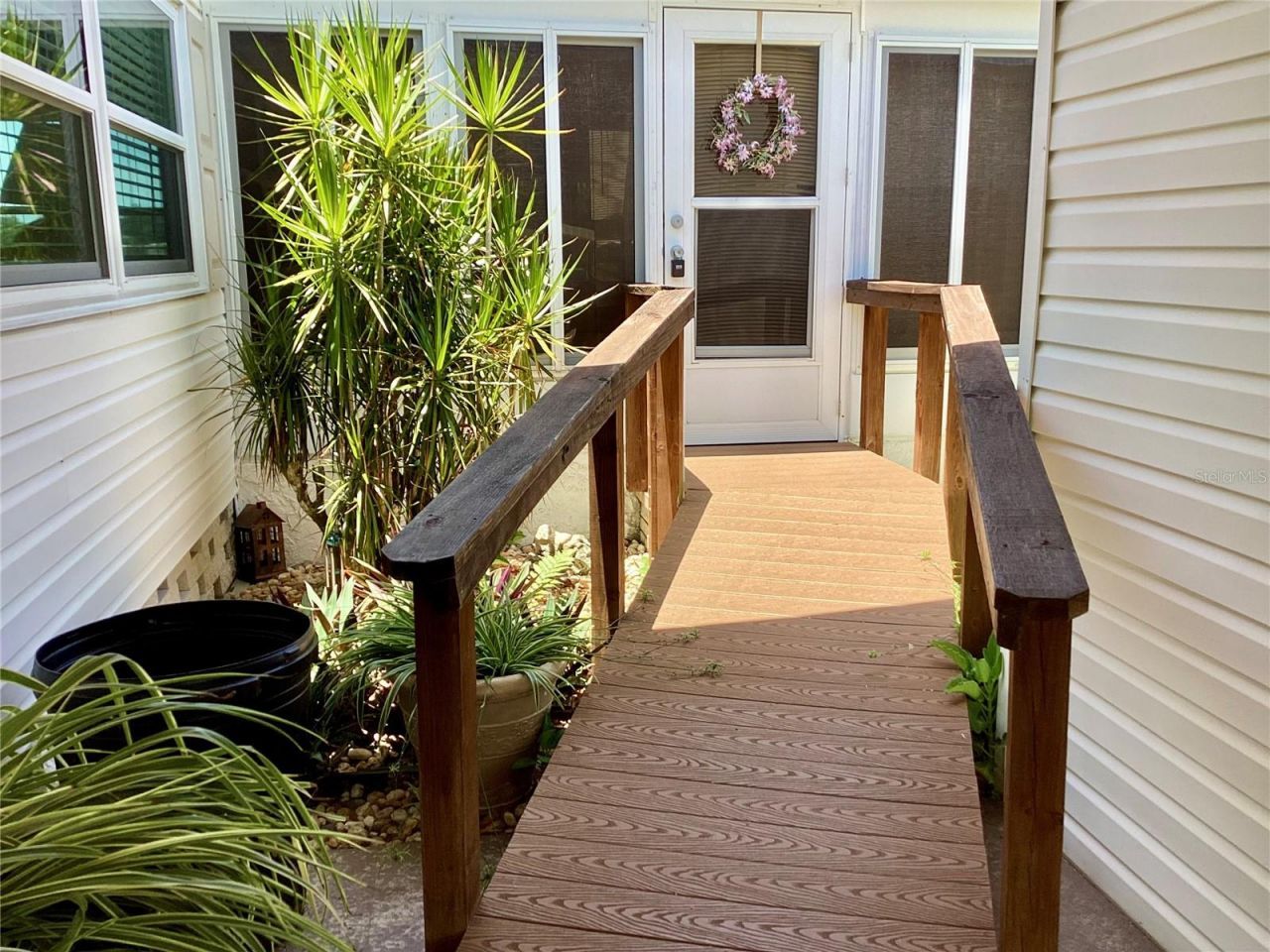 8451 Imperial Circle, Palmetto, FL 34221 Photo