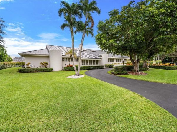 10321 SW 89th Ave , Miami, FL 33176