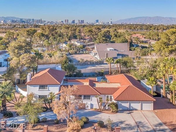 2868 Vista Del Sol Avenue, Las Vegas, NV 89120