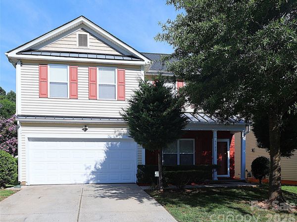 8703 Earthenware Drive , Charlotte, NC 28269