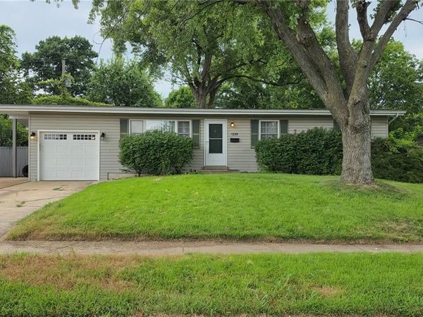 1255 Night Drive , Florissant, MO 63031