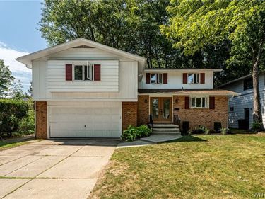 177 The Paddock, Buffalo, NY 14221