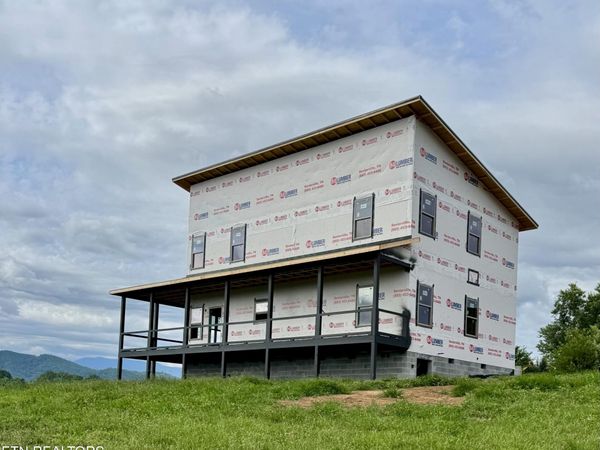 1648 Myers Rd, Sevierville, TN 37862
