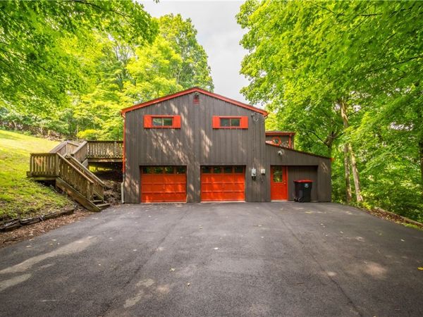 712 Baldwin Rd, Pittsburgh, PA 15205