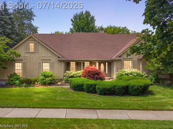 969 Whitegate Drive, Northville, MI 48167