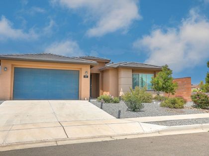 38 Avenida Colibri Santa Fe, NM 87508