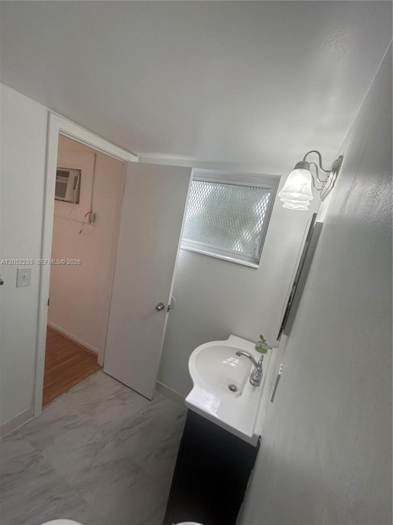 609 NE 6th Ct, Unit C, Boynton Beach, FL 33435 Photo