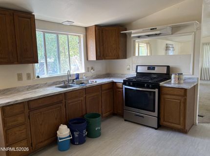 212 Coons Circle, Unit C, Dayton, NV 89403 Photo