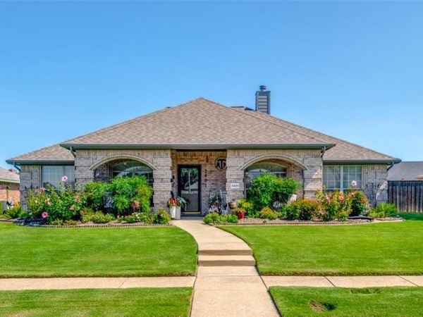 3401 Lochaven Drive, Rowlett, TX 75088
