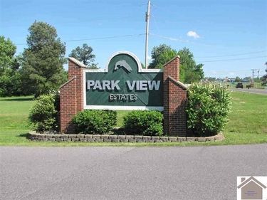 220 Deerfield Circle, Benton, KY 42025