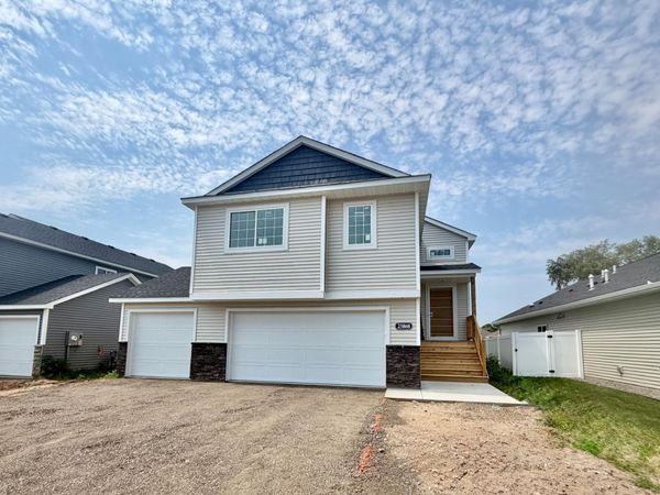 25868 Emerson Court, Wyoming, MN 55092