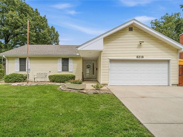 8219 Hardy Street, Overland Park, KS 66204