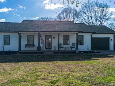 1410 Massac Church Road, Paducah, KY 42001