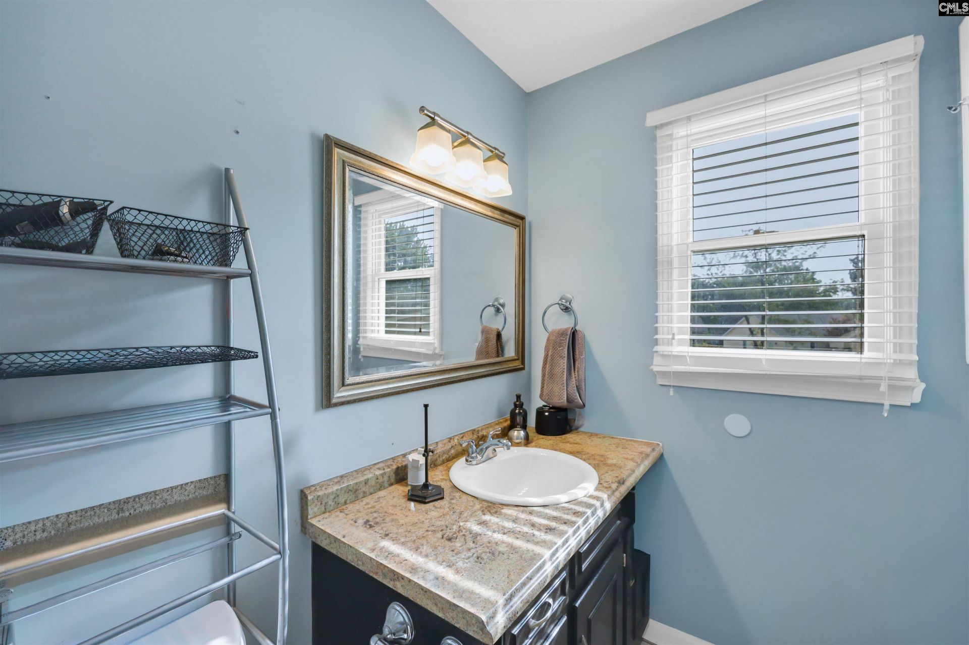 328 Bagford Court Photo 12