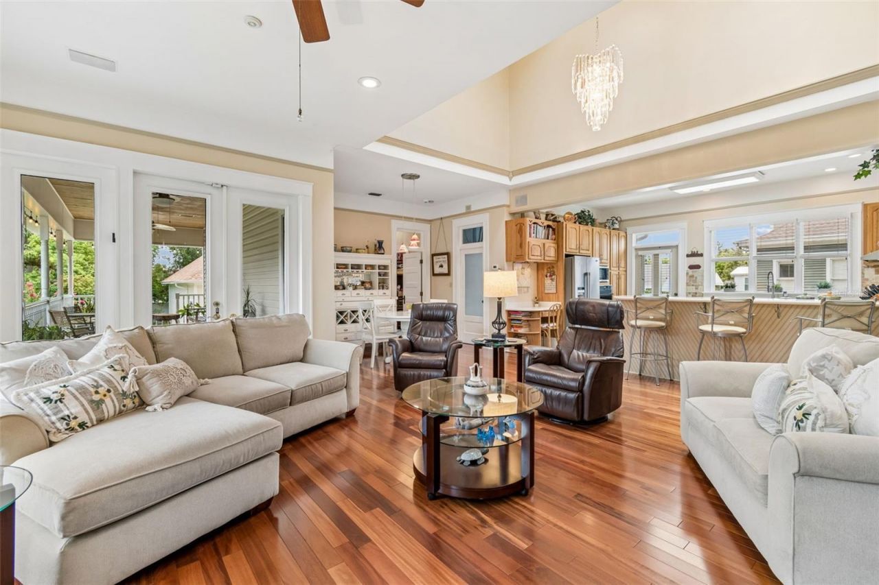 703 N Evers Street, Plant City, FL 33563 Photo