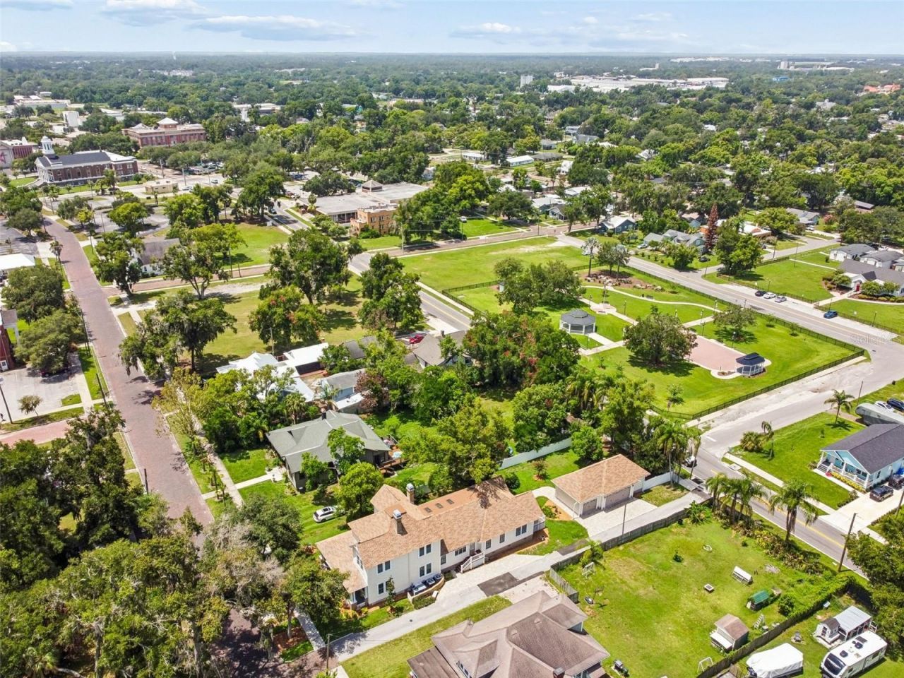 703 N Evers Street, Plant City, FL 33563 Photo