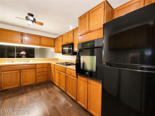 750 S Royal Crest Circle, Unit 323, Las Vegas, NV 89169