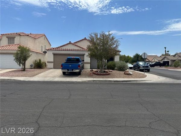 737 Red Bark Lane, Henderson, NV 89011