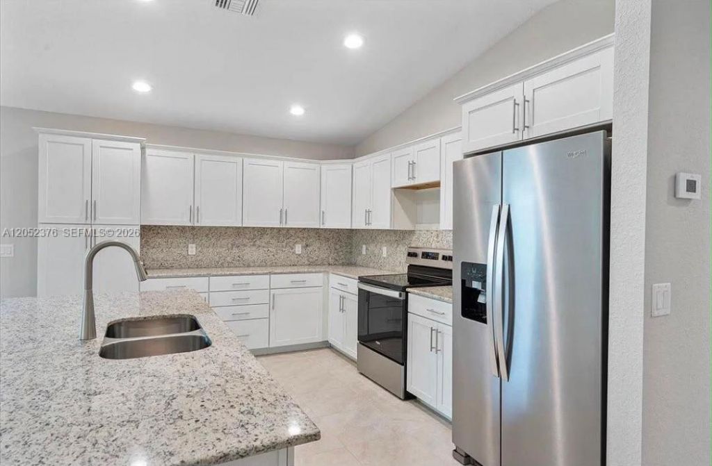 15 Florida Way , Port Saint Lucie, FL 34952 Photo