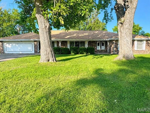 528 Home Drive, St James, MO 65559